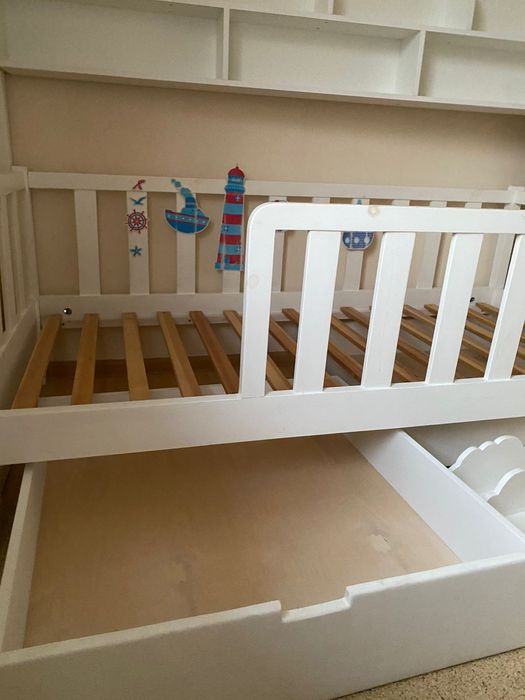 Детская кровать для двоих