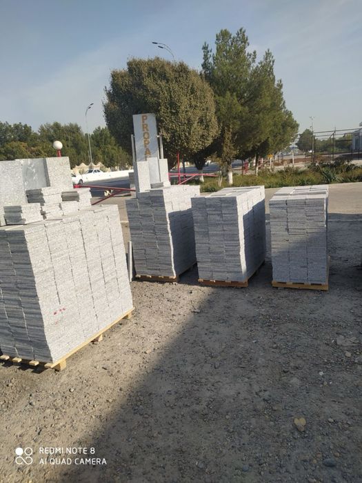 Granit Koksaroy Bruschatka srochna sotiladi