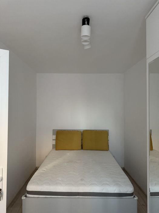 Inchiriez apartament