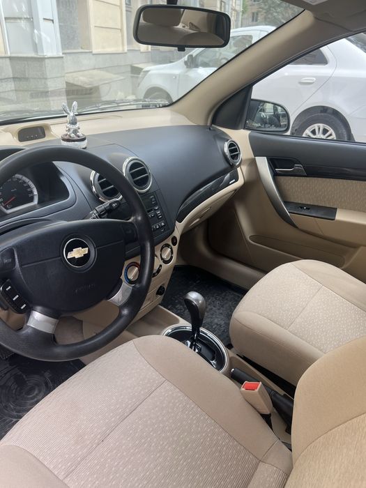 Нексия 3 сотилади