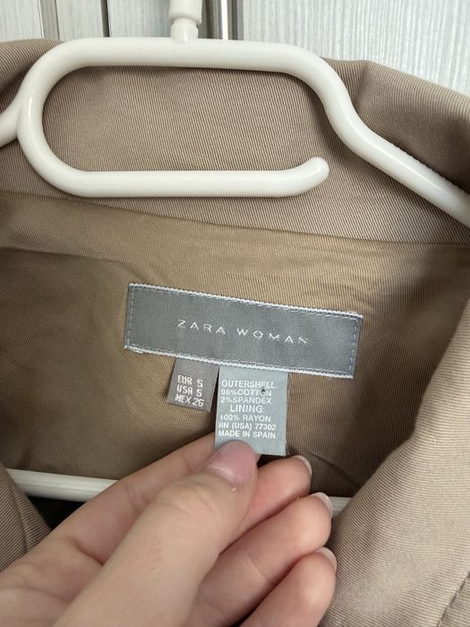 Trenci Zara superb