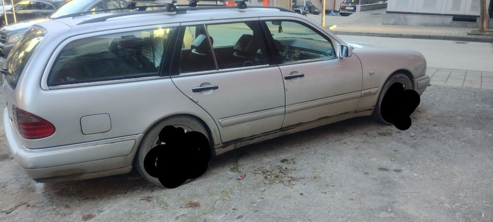 Мерцедес w210 E200 на части