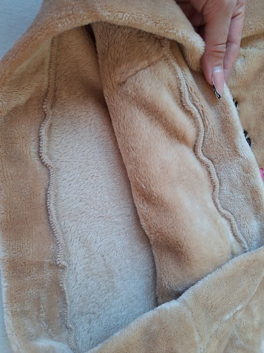 Нови зимни пуловери размер 116 (5-6 години)