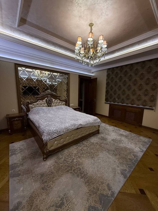 Продаётся квартира 4/4/7 "Габус" Тараса Шевченко, 182м2