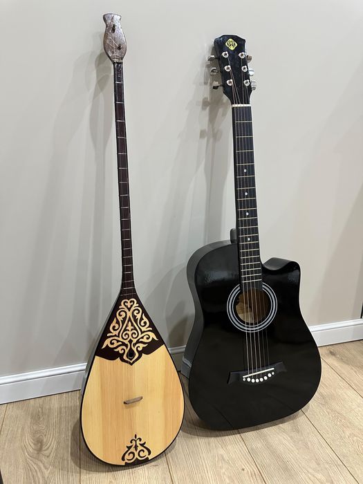 Гитара мен домбыра сатылады!