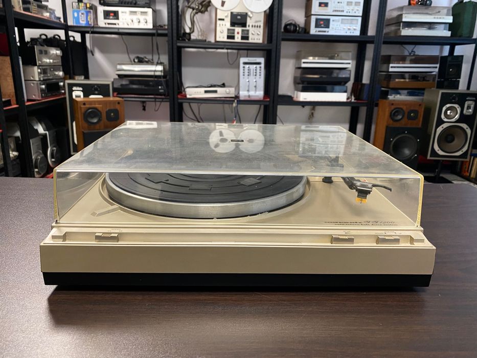 Грамофон Marantz