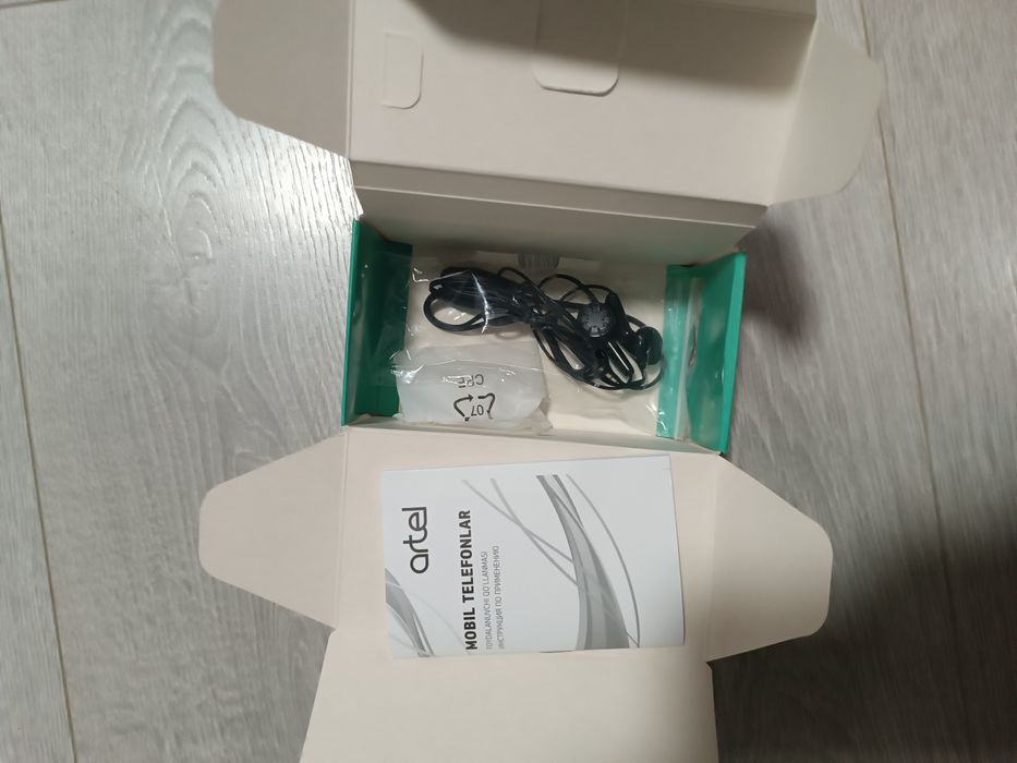 Сотовый телефон Artel A3 Dual SIM