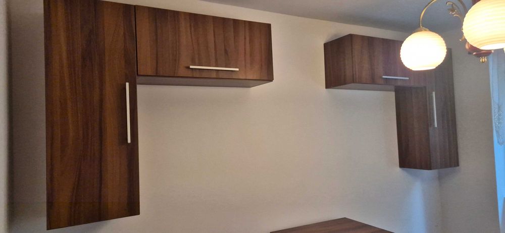 Mobilă tineret maro