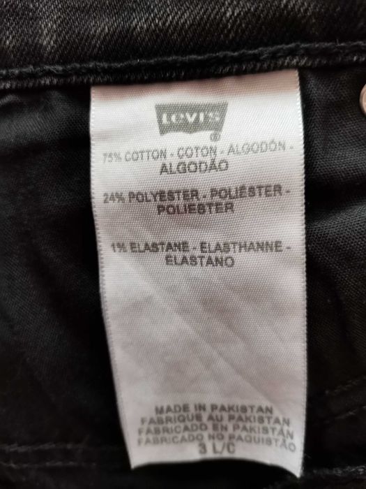Дамски дънки Levis в отлично състояние
