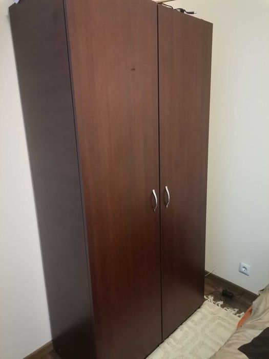 Dulap de haine dormitor