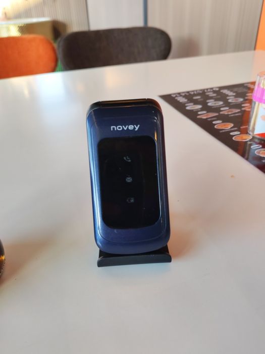 Почти новый Novey A75