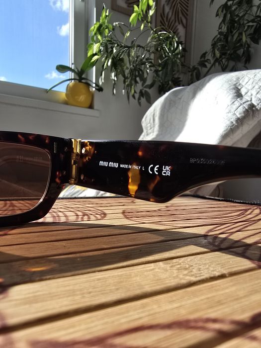 Дамски слънчеви очила Miu Miu MU 09WS (Tortoise / Brown)