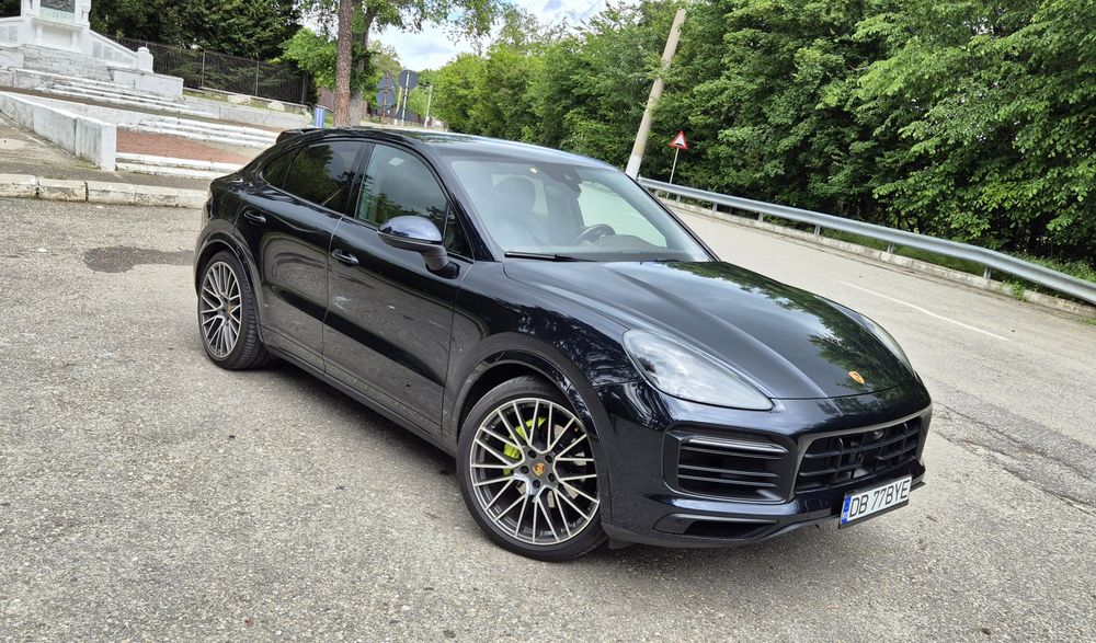 Porsche Cayenne Coupe E-Hybrid 470cp, TVA deductibil