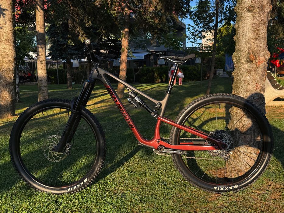 Rocky Mountain Altitude 2023 Carbon C70 29” Enduro MTB