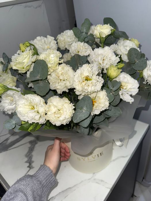 Цветы свежие продам