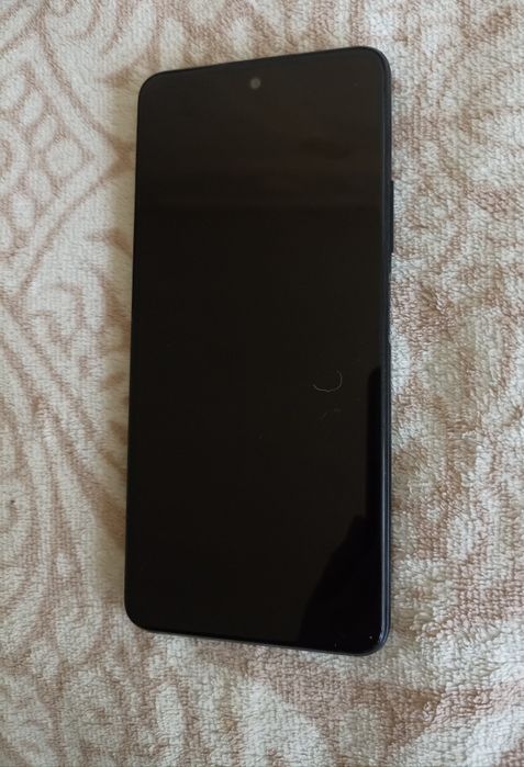 Продам смартфон HUAWEI Y7a