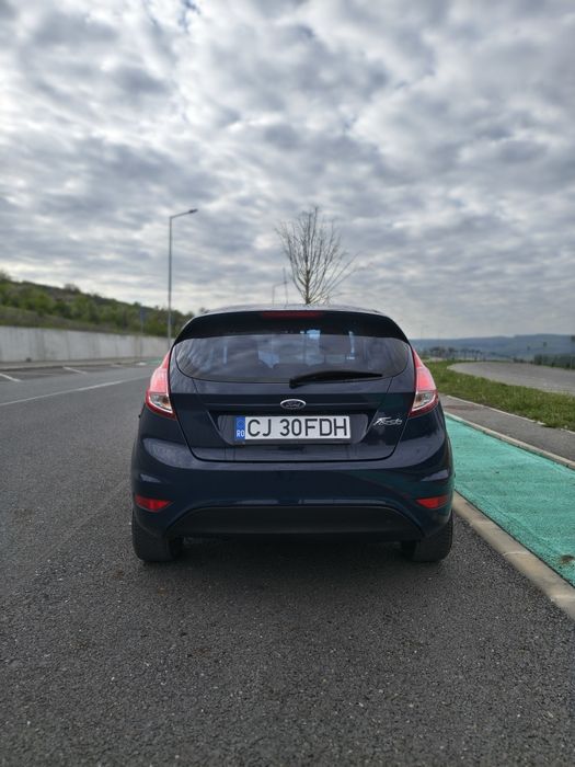 Vând Ford Fiesta 1.0 benzina 80cp