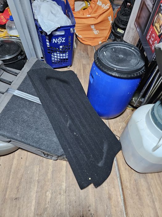 Bancheta + centuri clio 4 + polita portbagaj