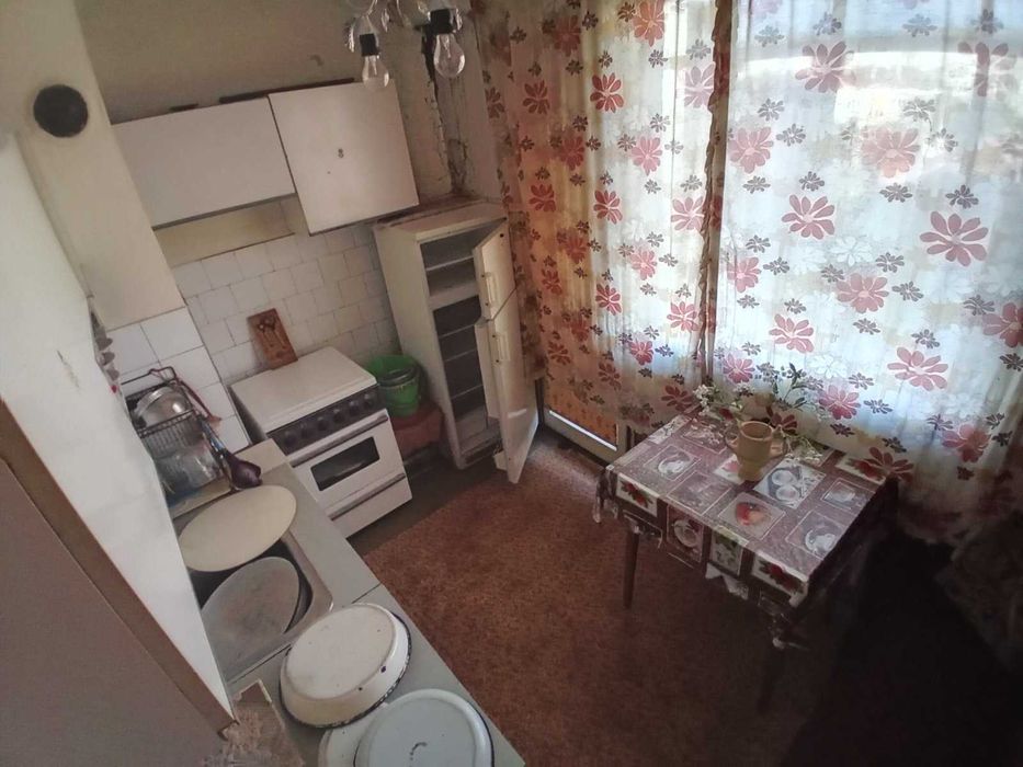 Продава се Двустаен апартамент в Ловеч, Широк център - 63 кв.м за 651 €/кв.м - Снимка #2