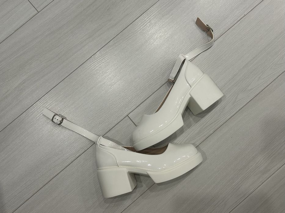 Туфли новые на платформе