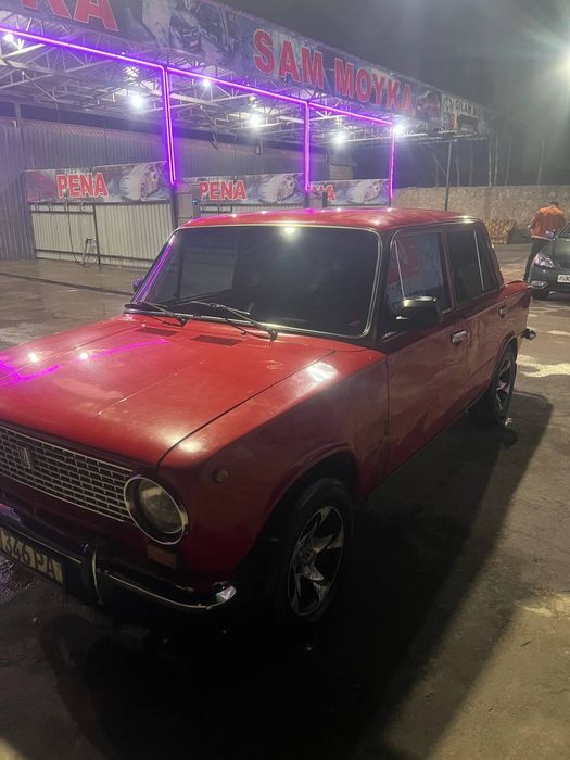 Mashina sotladi 19 milon