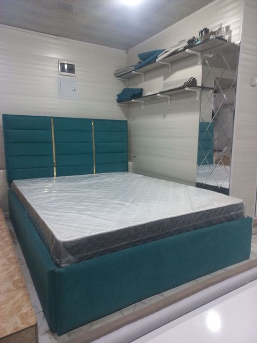 spalniy spalni kravat karavot  nalichida sotiladi