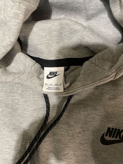 Суитчер,Nike Tech