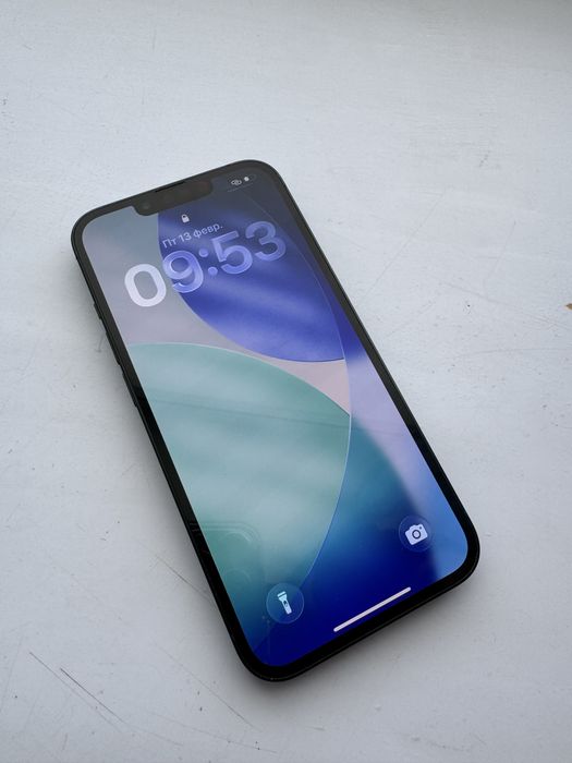 Продам айфон 13 128 гб