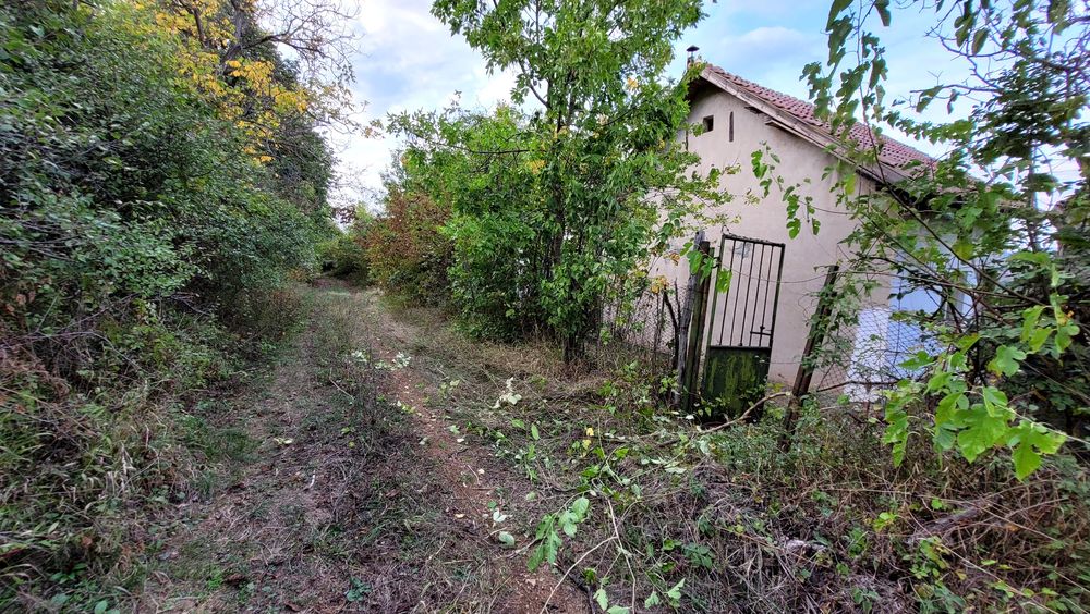 Продава се Къща в Враца, Център - 38 кв.м за 900 €/кв.м - Снимка #1