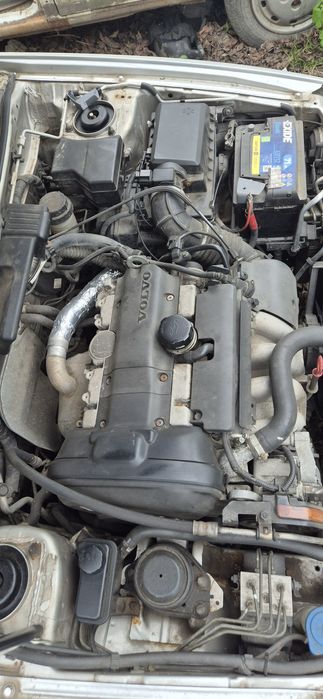 Dezmembrez Volvo V40 benzina 1,8cmc