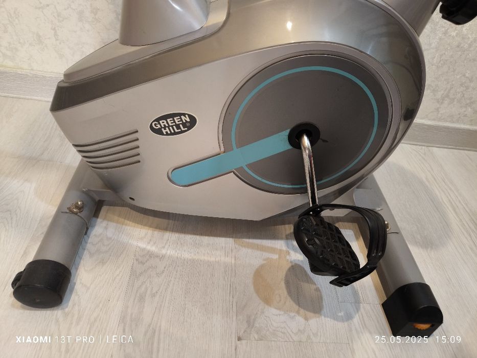 Велотренажер, срочно! в отличном состоянии б/у