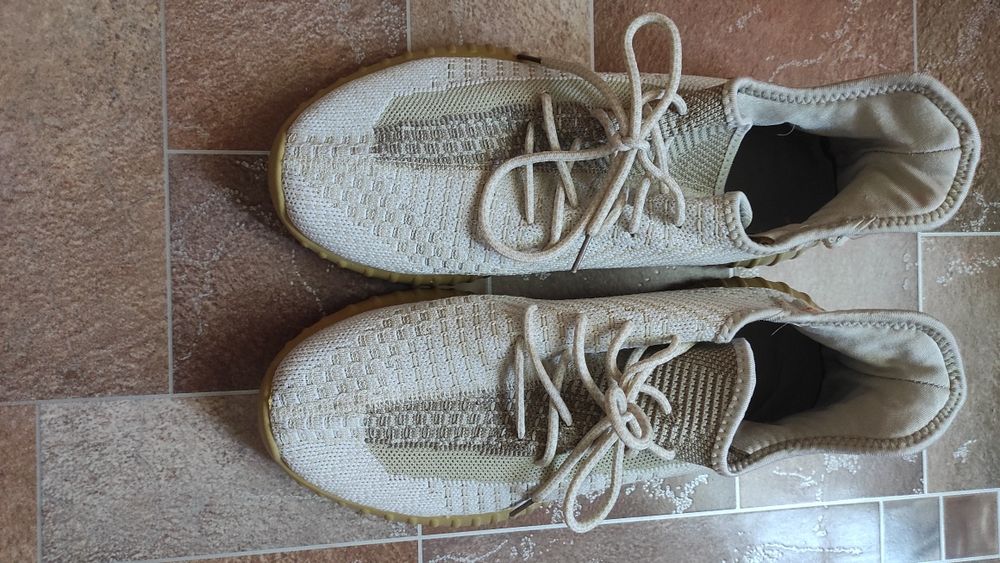 Мужские кроссовки