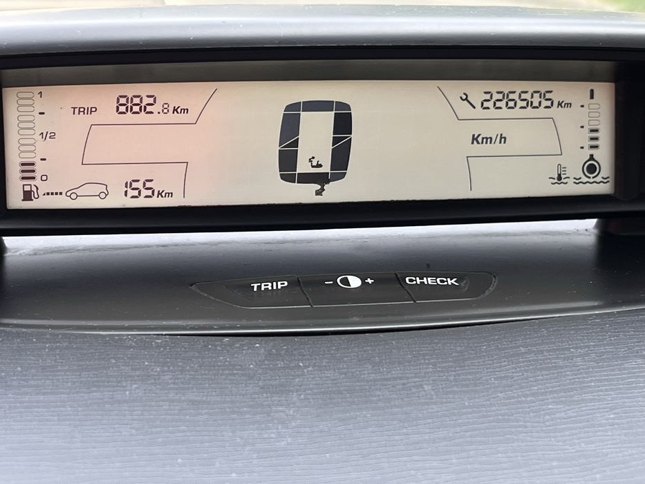 Masina. Citroen  C4