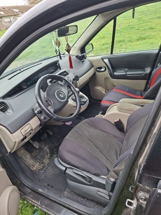 Vând Renault Scenic 2008 1.5 dci + Jante Aliaj 17