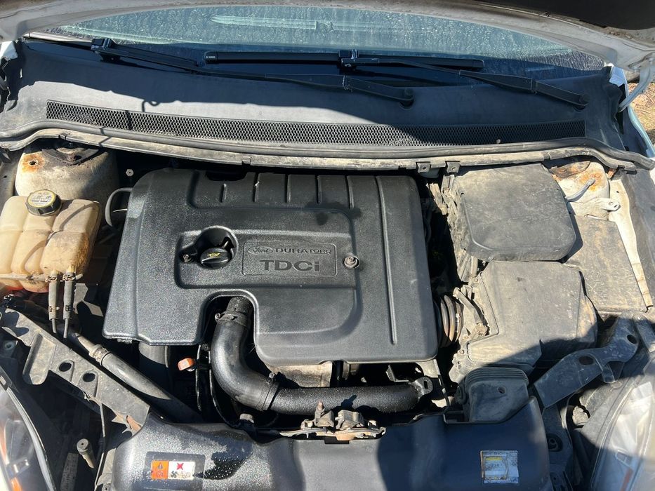 Bara fata/aripa/capota/tragher radiatoare ford focus 2 facelift
