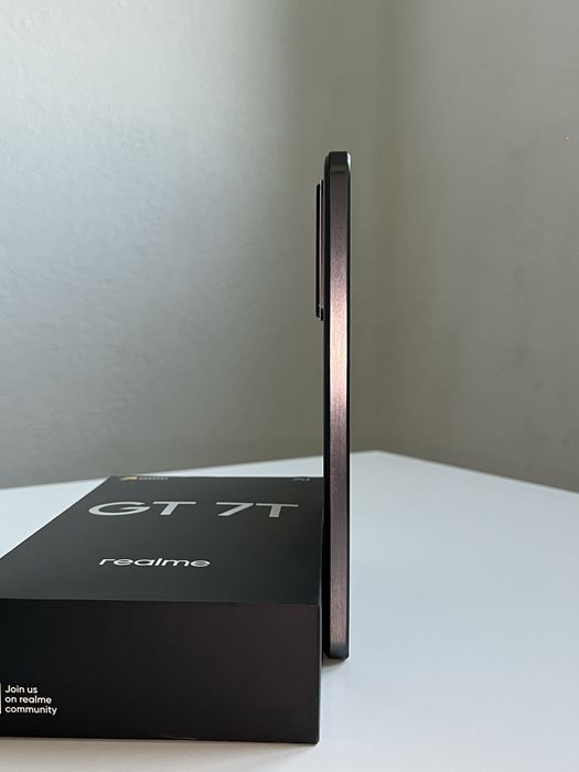 Realme RMX5085 (realme GT 7T) – IceSence Black, 12GB RAM / 512GB ROM