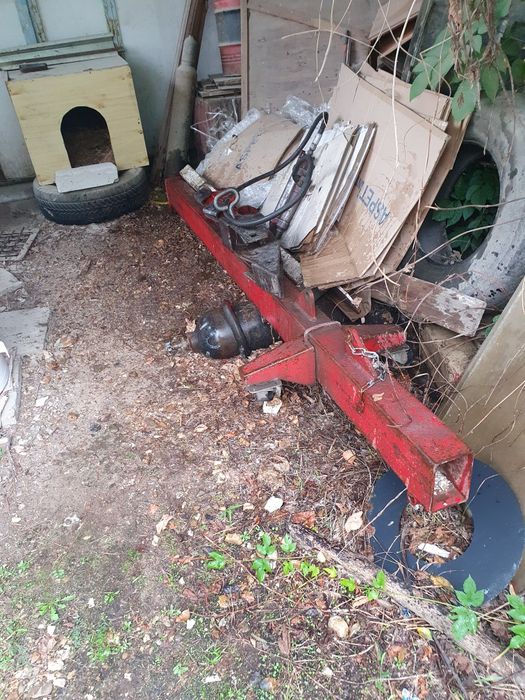 Macara hidraulică girafă/Cal de tras caroserie avariată (650€ neg.)