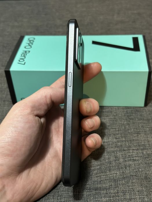 Oppo Reno7 4G 128 GB (обмен на iphone 13 pro)