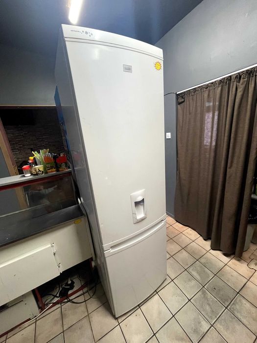 Хладилник Zanussi