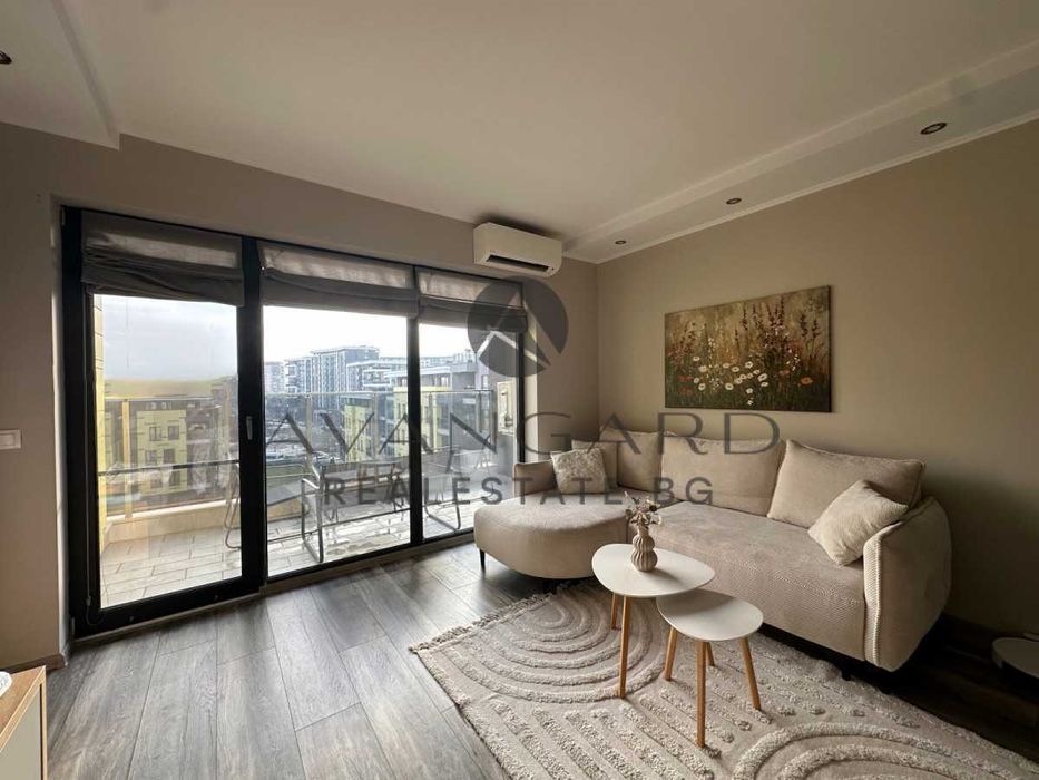 Продава се Тристаен апартамент в Пловдив, Христо Смирненски - 125 кв.м за 1498 €/кв.м - Снимка #1