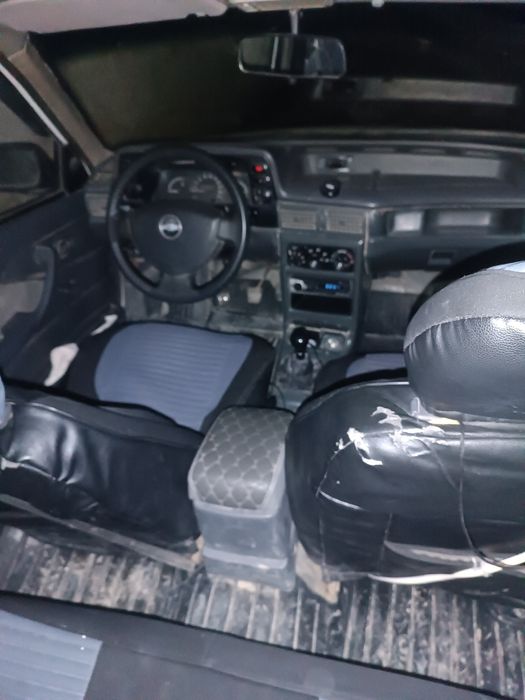 Daewoo nexia srochni sotiladi  2000