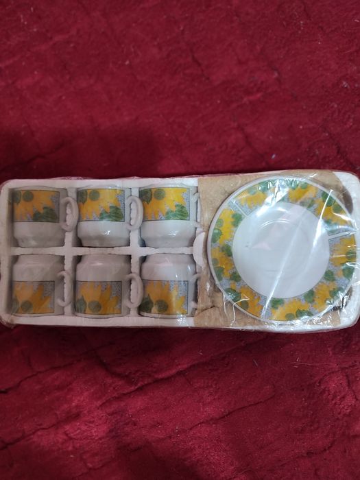 Продам кофейные чашки в наборе