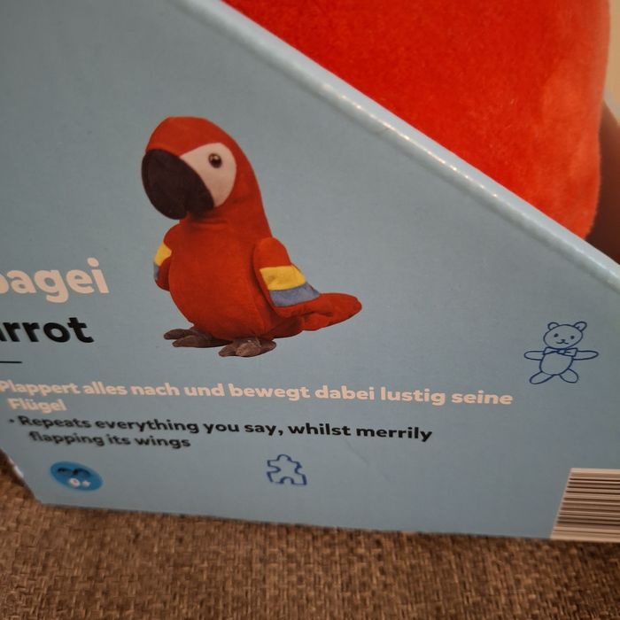 Папагал с движение и звуци