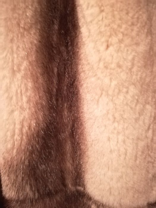 Продам норковую шубу