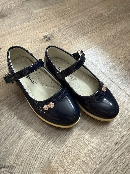 Продаю детские синие туфли на девочку, 28 размер