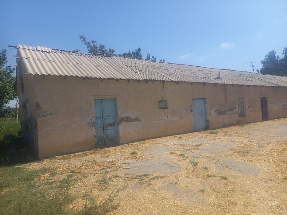 Участка сотилади