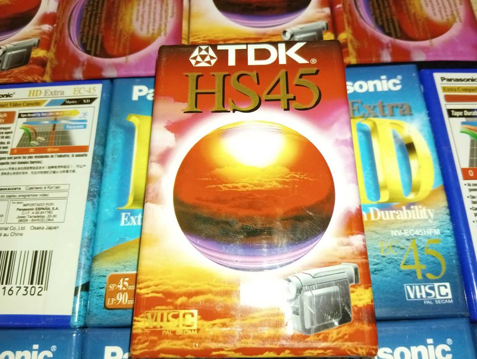 Видеокассеты VHS-C (Panasonic, TDK)
