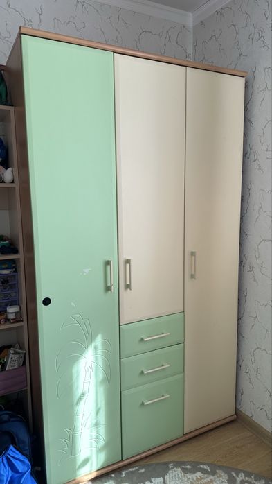 Продам детский гарнитур