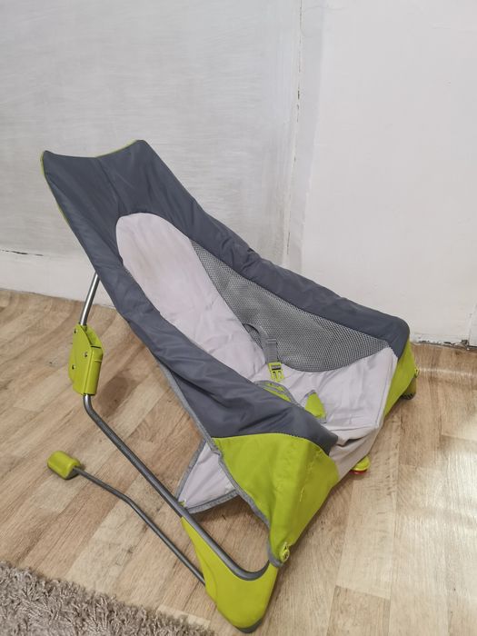 Продам шезлонг боунсер