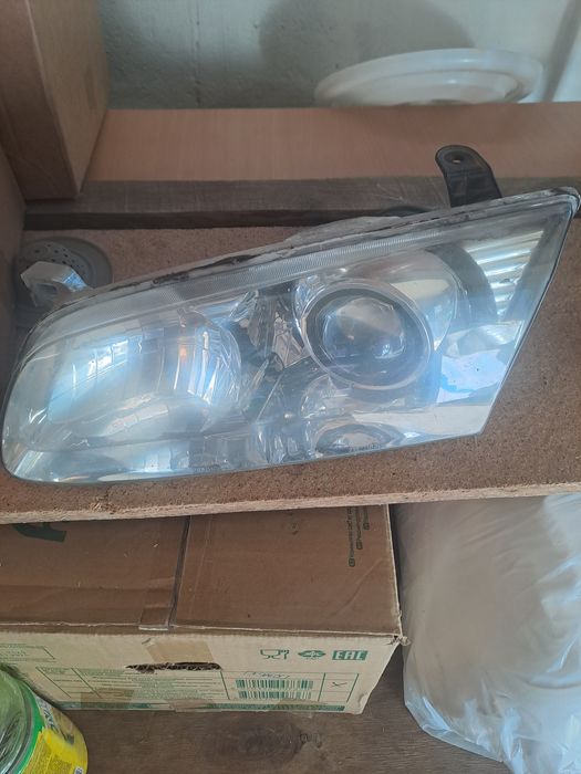 Фар тайота камри 25